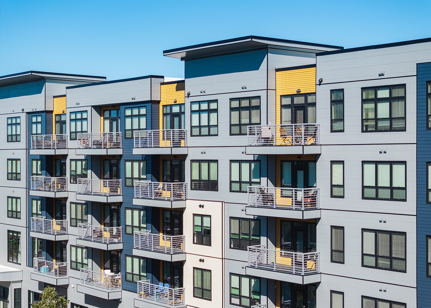Meriel Marina Bay exterior, photo 1 of 4
